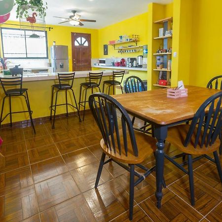 Casa Flamingo Appartement Valladolid  Buitenkant foto