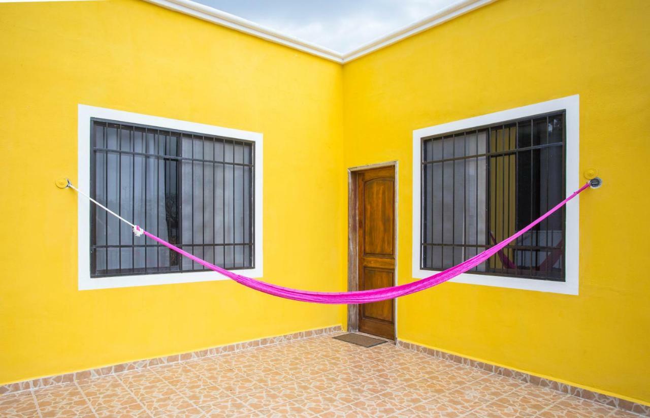 Casa Flamingo Appartement Valladolid  Buitenkant foto